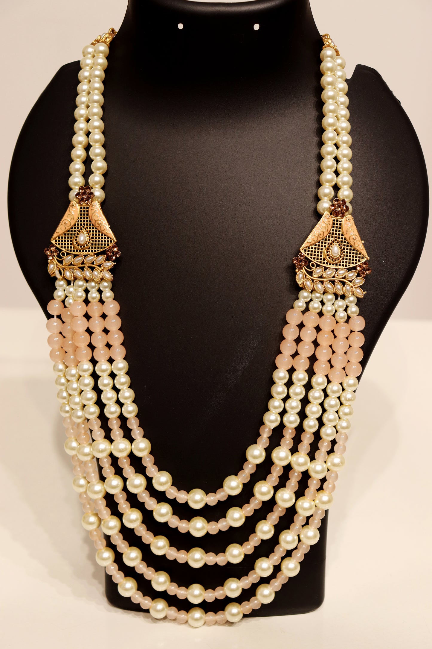 Pearl and Pink Stone Pendant Mala