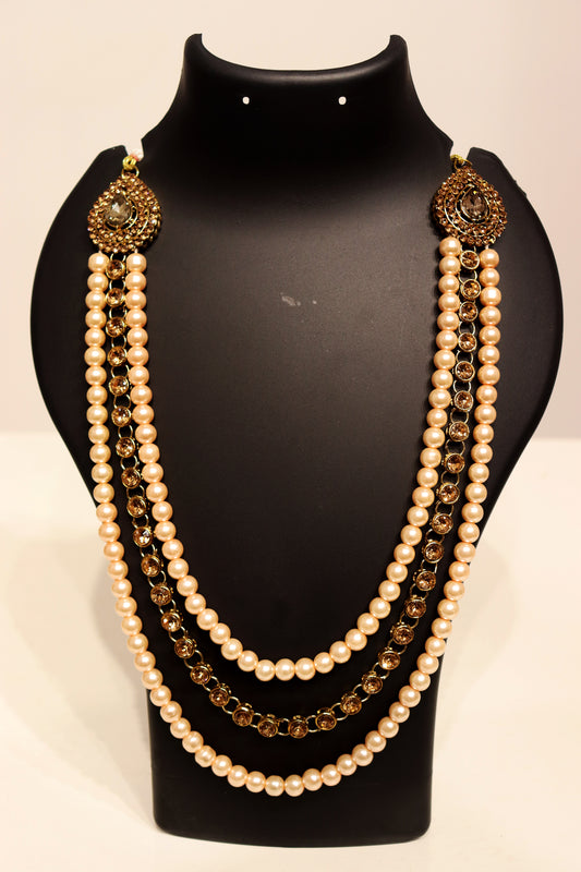 Pearl and Stone Pendant Mala